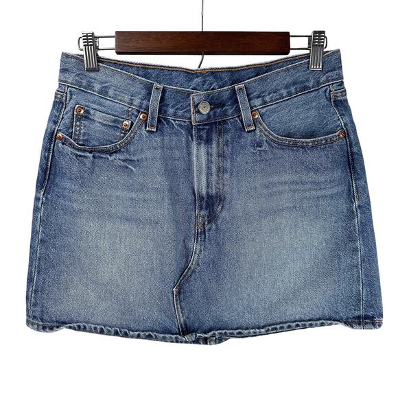 Levi's Denim Mini Skirt Size 28 Blue Jean Classic Western Southwestern Med Wash - Picture 1 of 10